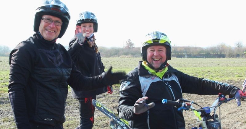 Schönes Wetter und ein wenig Schmocke am Reifen